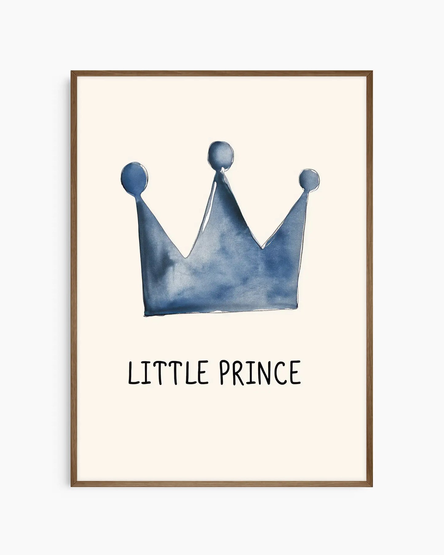 Barnrumstavla med blå krona och texten "Little Prince", inramad i mörk ekram som ger motivet en varm och elegant känsla.