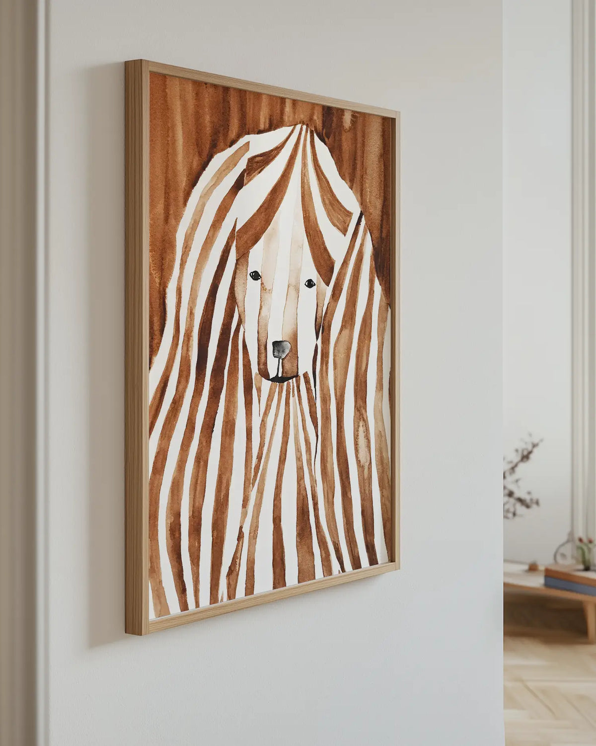 Barnrumstavla med akvarellmålad cocker spaniel upphängd på vägg i ekram. En elegant och charmig detalj i barnrummet.