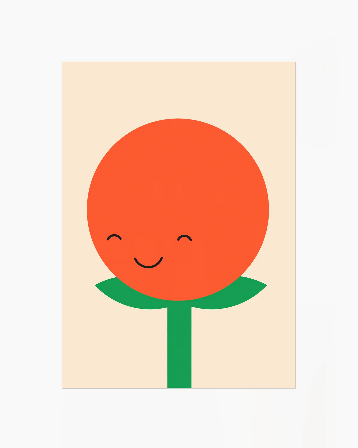 Barntavla med leende tomat i orange ton med gröna blad på beige bakgrund. En enkel och glad design som sprider värme och humor.