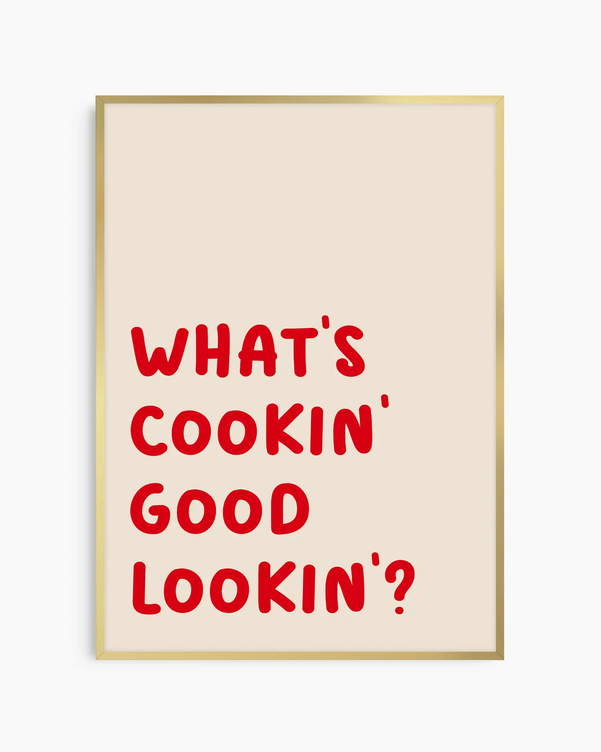 Barntavla med röd text på beige bakgrund, inramad i guld aluminiumram. En lekfull och elegant design som blir ett glatt inslag i hemmet.