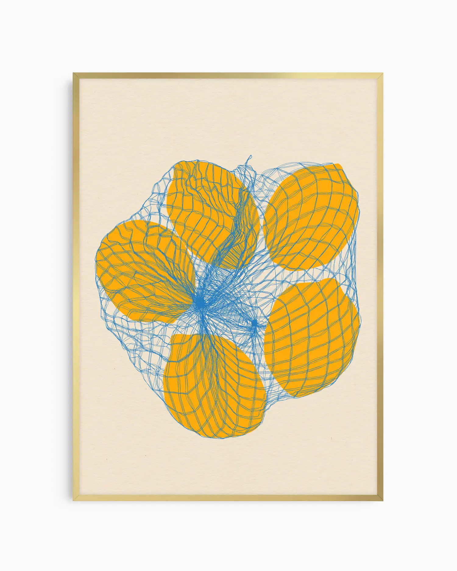 Barntavla med citroner i grafiskt blått nät, inramad i guld aluminiumram som ger en elegant och lekfull kontrast.