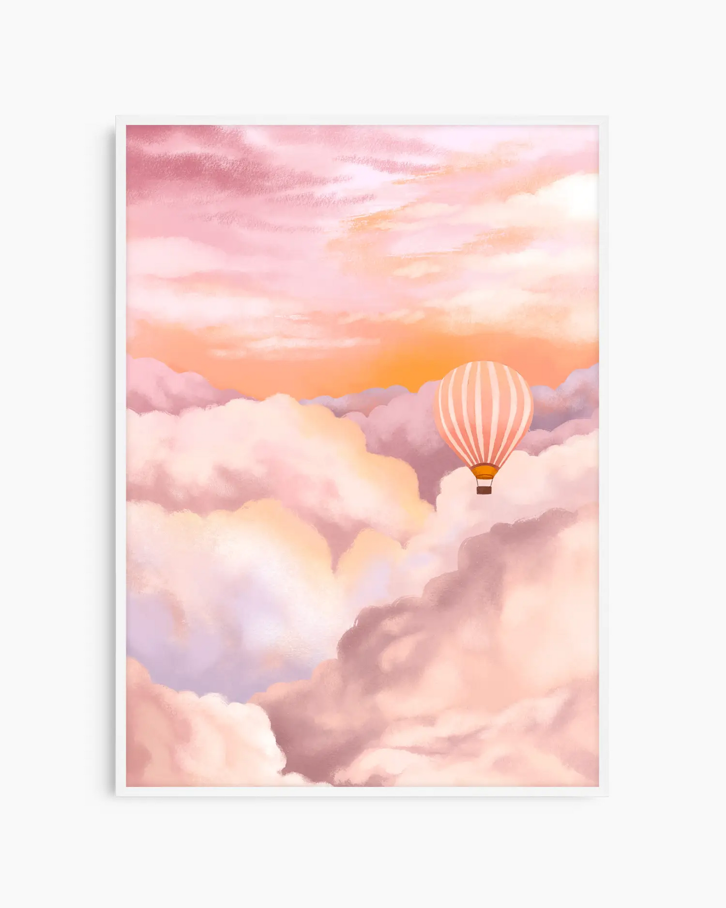 Barntavla med illustration av en luftballong bland mjuka moln i dämpade pastellfärger, inramad i vit träram.