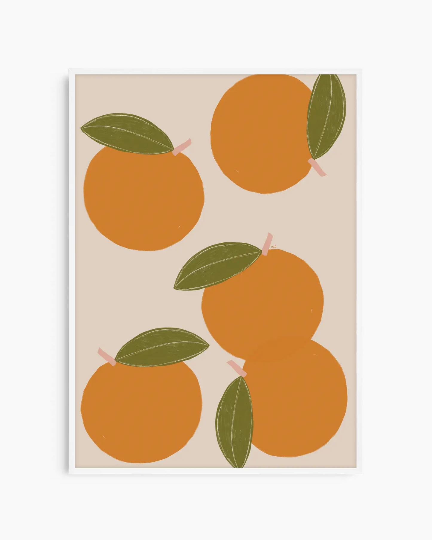 Barntavla med grafiska apelsiner och blad, inramad i vit träram som framhäver motivets ljusa och lekfulla ton.