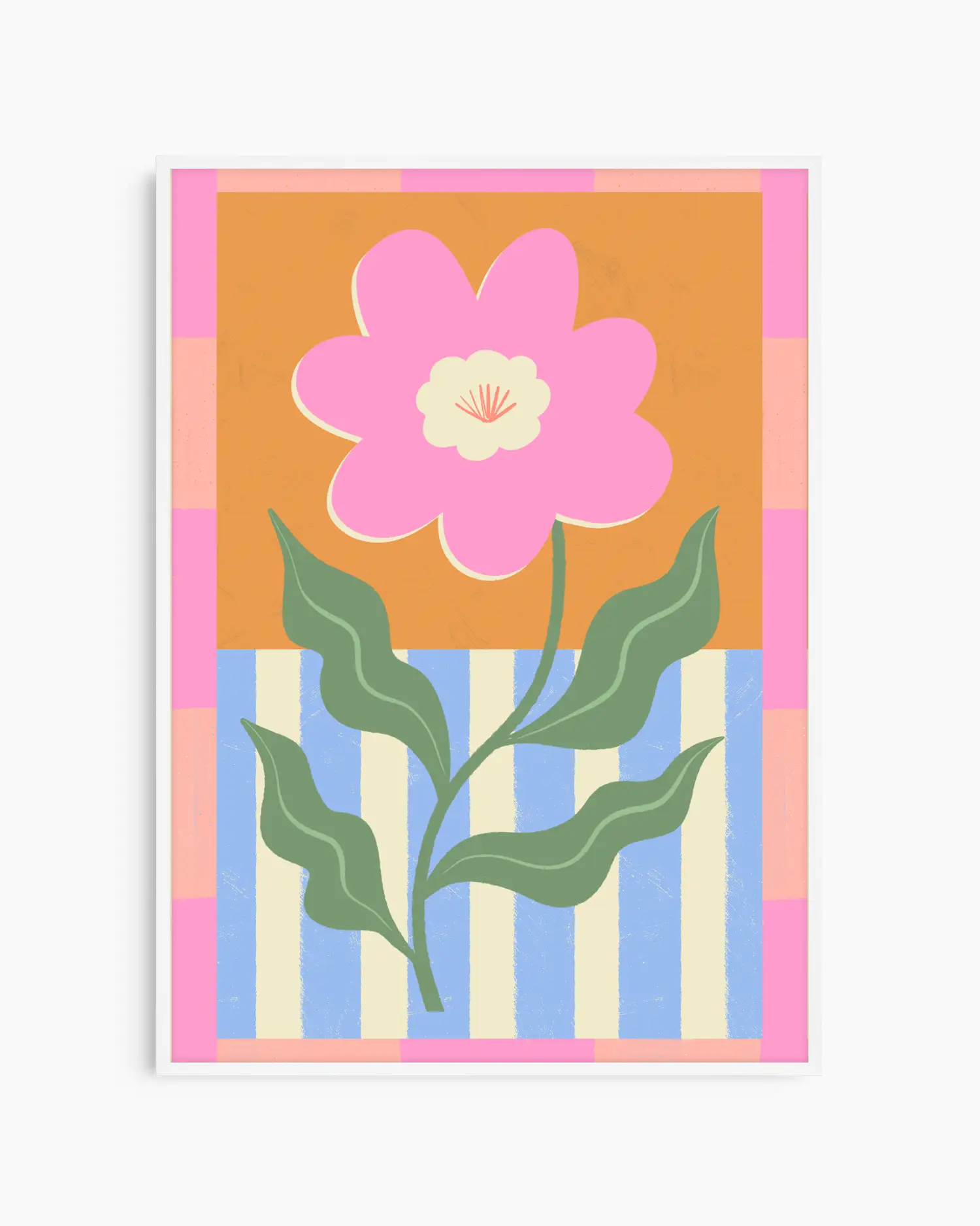Barnrumstavla med rosa blomma och gröna blad på färgstark bakgrund, inramad i vit träram. En ljus och lekfull illustration.