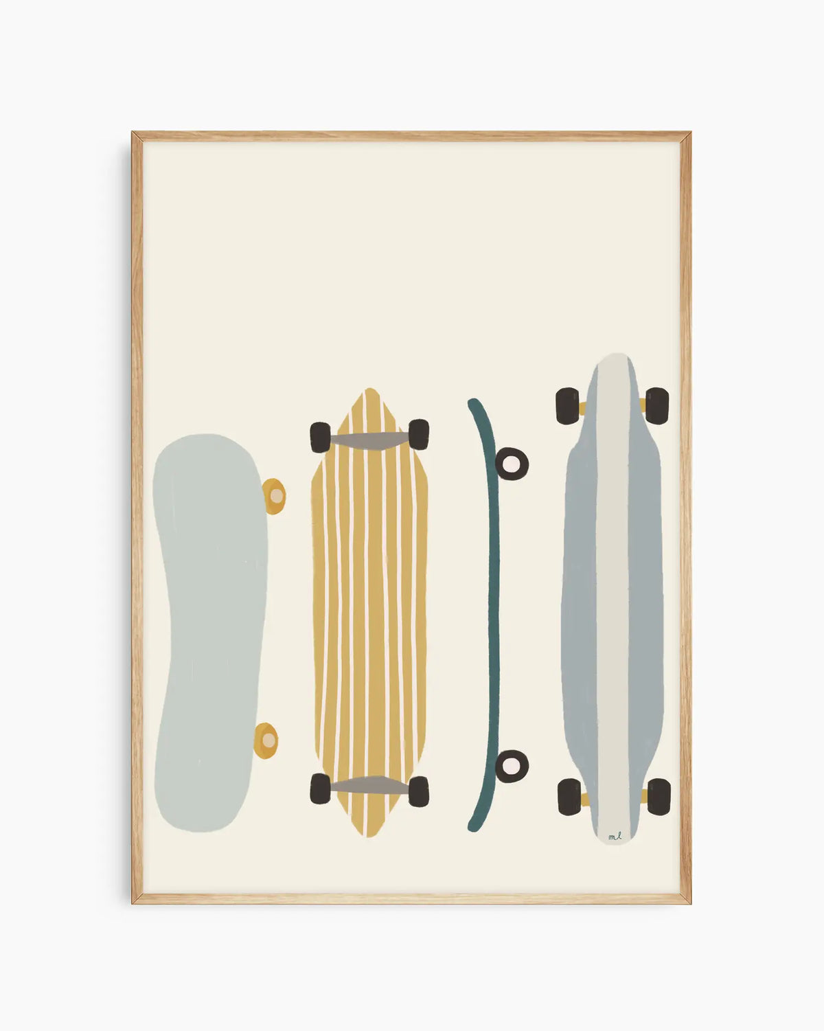 Barntavla med minimalistiska skateboards i harmoniska färger, inramad i ekram som skapar ett mjukt och naturligt uttryck.
