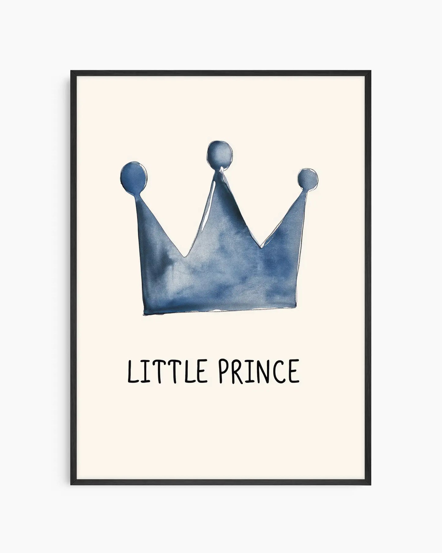 Barntavla med en blå akvarellkrona och texten "Little Prince", inramad i svart träram för ett stilrent och modernt uttryck.