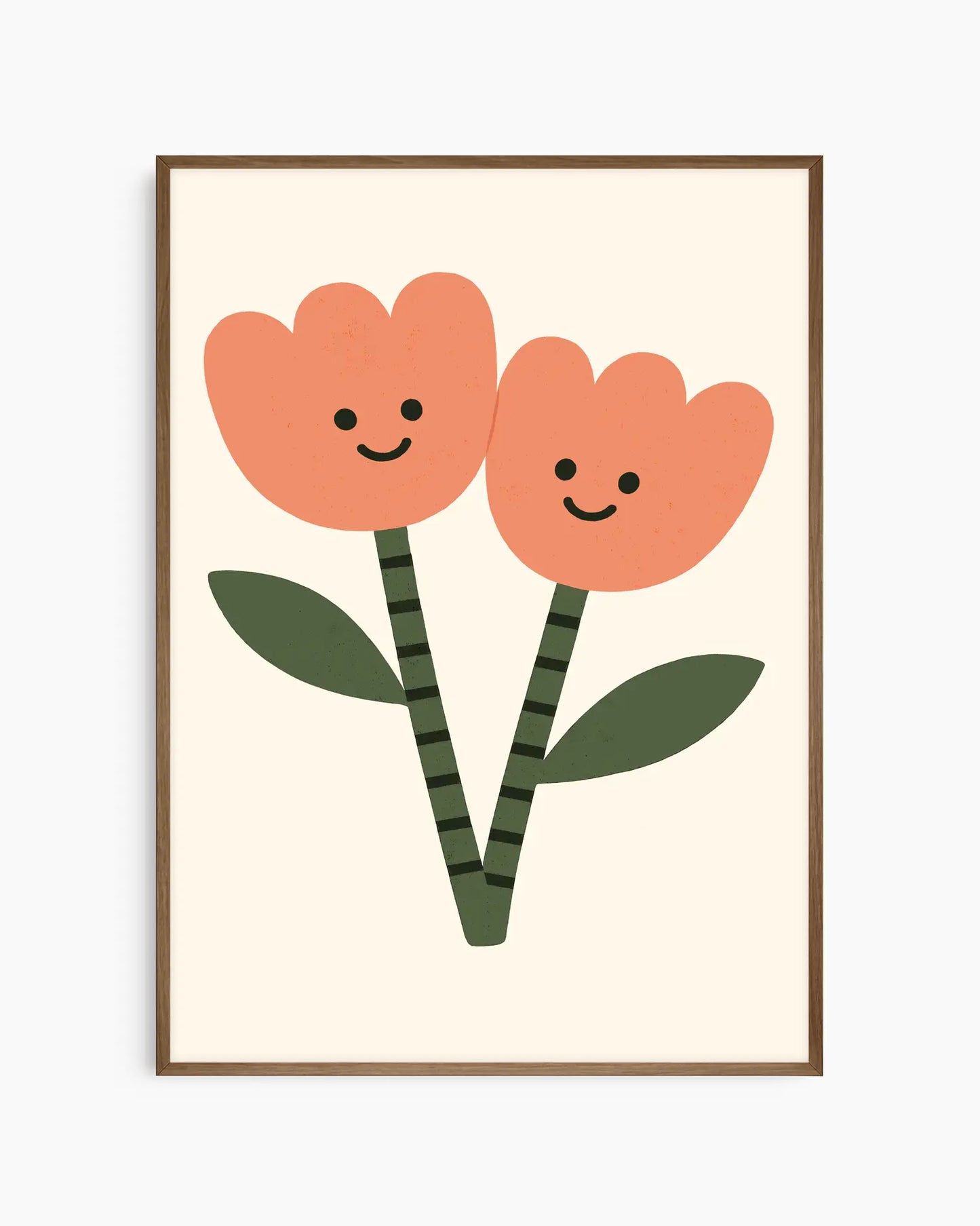 Barntavla med två leende blommor i orange och grönt, inramad i mörk träram. En varm och harmonisk detalj som ger liv åt barnrummet.