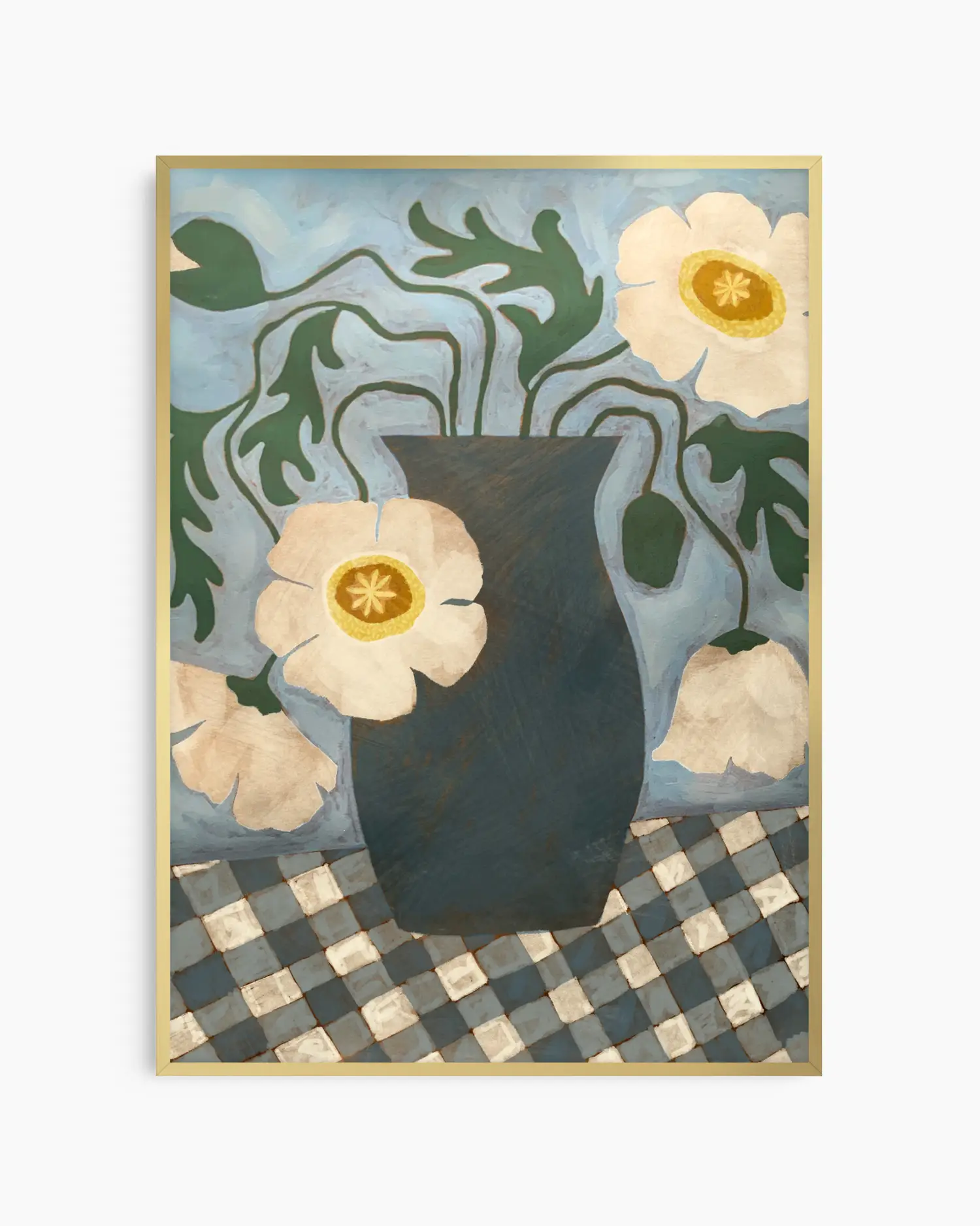 Inramad barntavla med blå vas och vita blommor mot mönstrad bordsyta i guld aluminiumram.